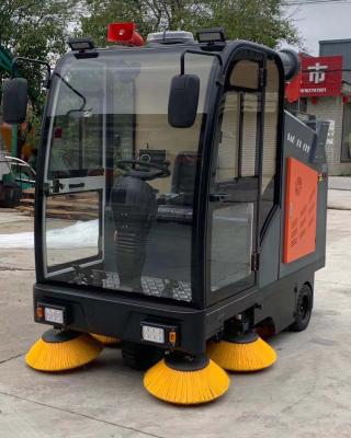 China Building Material Shops Best Quality SC2200N Automatic Sweeper Fully Enclosed Motor Dump With Fog Gun for sale