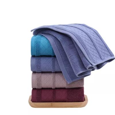 Chine Cotton Embroidered Adult Super Absorbent Face Wash Towel à vendre