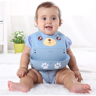 Chine Sustainable HOT Animal Cartoon Cute And Easy To Clean Heat Resistant Silicone Baby Bib Set à vendre