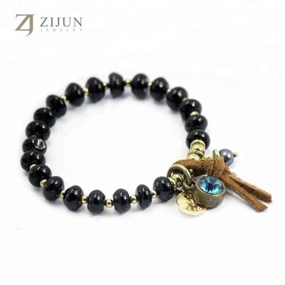 China Multi-Material Wholesale Multi-Charm Custom Strand New Flat Bead Bracelets For Women Jewelry Novelty Handmade Natural Stone Bracelets for sale