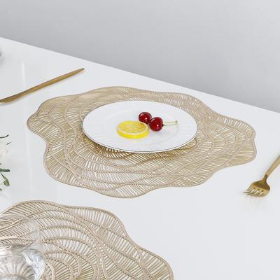 China Sustainable Wedding Place Mat Set PVC Elegant Place Mat For Dining Table Place Mat Set Gold Table Mat for sale