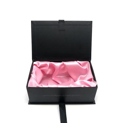 China Recyclable Custom Design Magnetic Gift Perfume Cosmetic Candle Box Luxury Packaging for sale