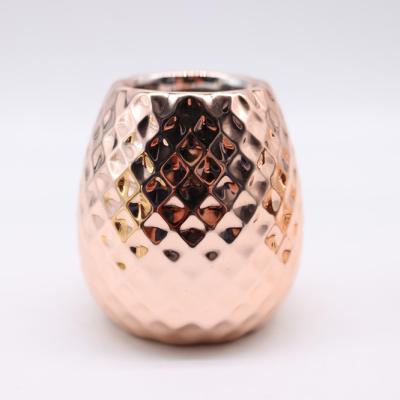 China High Quality Gold Metal Mesh Pineapple Pen Pencil Holder Decorative Ring Holder Ceramic Jewelry Holder for sale