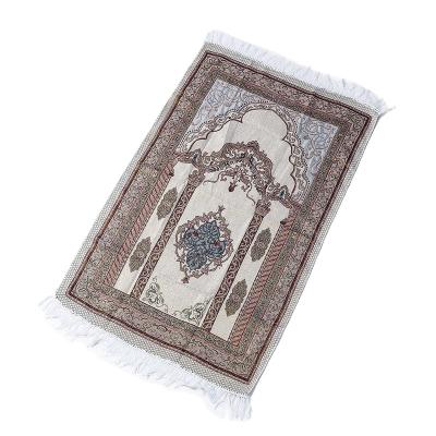 China Stain Resistant 2022 New Design Washable Padded Islamic Prayer Mat Custom Pray Mat Muslim Travel Prayer for sale