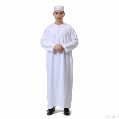 China Two pieces for 2022 mens muslim mens islamic clothing embroidered design kameez quality jalabia for men dubai mens muslim clothes for sale