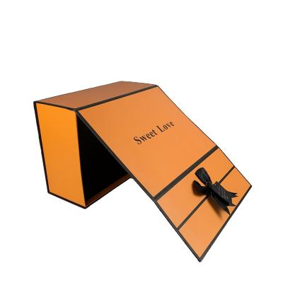 China Recyclable Orange Color Rigid Flat Magnetic Folding Gift Boxes For Shipping Packaging Gift Boxes for sale