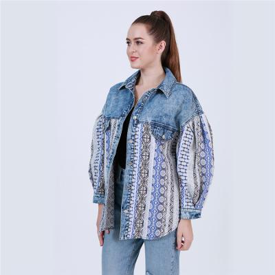 China Jacquard Breathable High Fashion Denim Feminine Women Plus Size Jean Jackets for sale