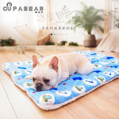 China Travel Luxury Multi-colors Print Reversible Pet Blankets Fleece Dog Mat Blanket Dog Bed Mat for sale