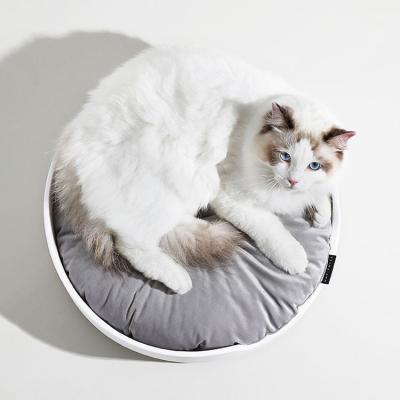 China Viable Chinese Factory Price PP Corrugated Scratch Board Paper Nest Cat Bed for sale