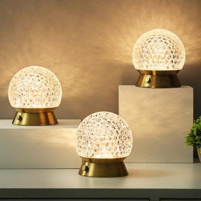 China Modern hot sale office light luxury interior decoration Nordic acrylic led table lamps for sale