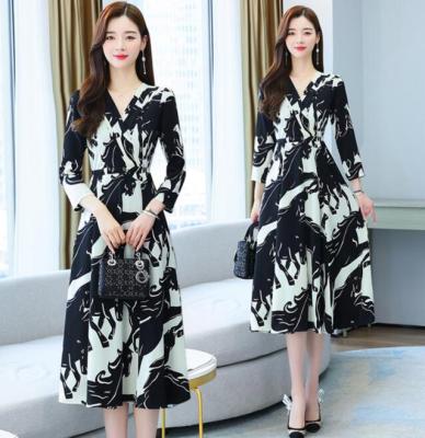 China V-neck casual dresses anti-static women's clothing autumn 2021 printing chiffon dress women's maxi temperament long-sleeved fashionable long skirt for sale