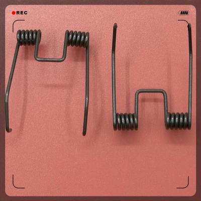 China Custom Coil Carbon Steel W Shape Double Torsion Spring For Clipper for sale