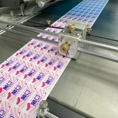 China Manufacturer Custom Gloss Printed Logo Labels Self Adhesive Vinyl Waterproof Roll Label Sticker For Packaging for sale