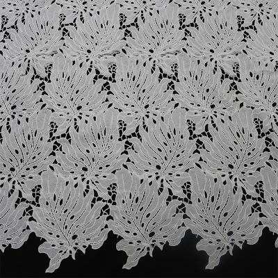 China Water Soluble Lace Flower Embroidery Bridal Wedding Dress Lace Fabric for sale