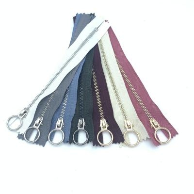 China New design auto lock zipper zipper manufacturing fancy 3# 5# nylon closed open end metal zipper plastic resin colored zipper for clothes for sale