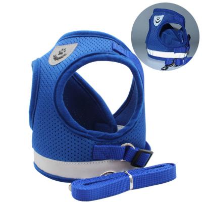 China Dogs Dog Safety Harness Lightweight Adjustable Soft Dog Harness Leash Set for sale