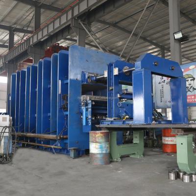 China Rubber Conveyor Belt Making Machine with 40000 Hot Pressing Technology and System for sale