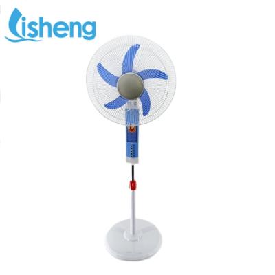 China Ventilador de piso eléctrico para el hogar de 16 pulgadas con 3 velocidades de ajuste y motor sin escobillas en venta