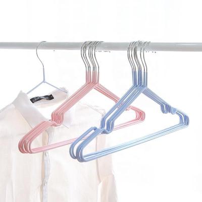 China Nicks Non-Slip Dip Plastic Hangers Metal Hanger PVC Coated for sale