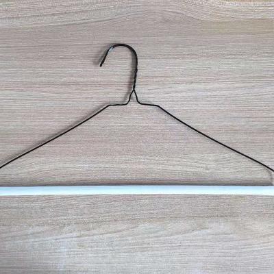 China Modern High Quality Strut Hanger For Laundry Shop for sale