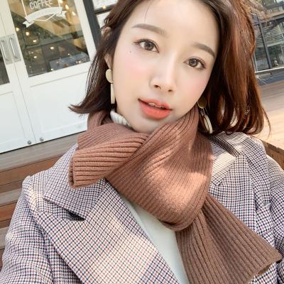 China 2022 Fashionable Newest Style Fancy Solid Color Japanese Korean Stretch Knitted Scarf Woolen Short Winter Knit Small Warm Neck Scarves for sale