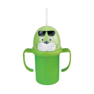 China BPA Free Cute Animal Baby Big Plastic Baby Sippy Cup With Straw for sale