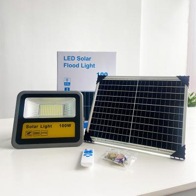 China Garden Good Quality High Brightness Outdoor Waterproof Power 60W 100W 200W Remote Control LED Solar Flood Light for sale