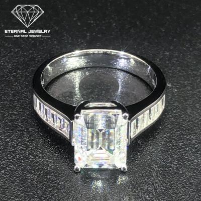 China CLASSIC factory custom made men and women romantic white yellow 3ct silver gold S925 14k 18k couple big Moissanite Diamond Ring for sale