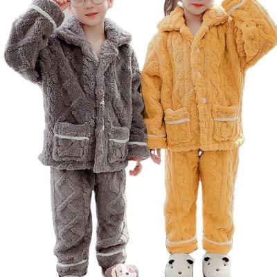 China Kids Thermal Bathrobe Boys And Jacquard Coral Mid Length Robe Girls Bathrobe Solid Fleece Hoodie for sale