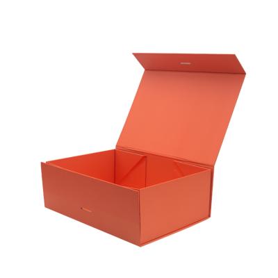 China Recycled Materials OEM Service Luxury Book Shaped Magnetic Pink Rigid Packaging Gift Box Packaging for sale