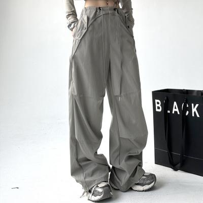 China Pockets Decoration Women's Cargo Pants Custom Tracksuit Trousers for Summer Streetwear for sale