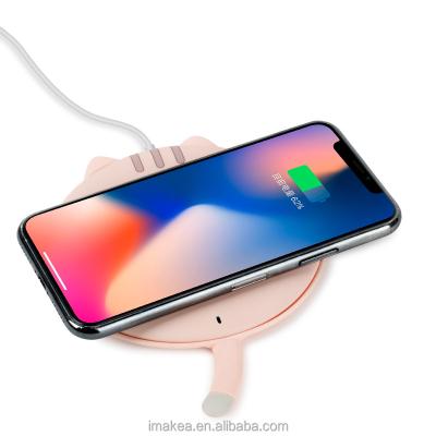 China Mobile phone packaging 10w charger protection QI wireless fast charging station custom logo wireless charger for sale