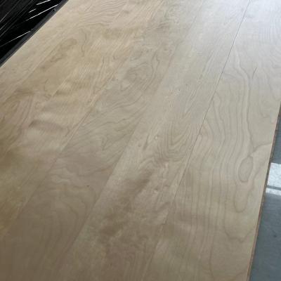 China Modern High Grade Multilayer Engineered Birch Floor Maple Flooring Wood Parquet for sale