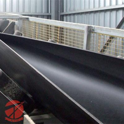 China Heavy Industry Mining Multi Ply Textile Rubber Pipe Conveyor Belt for sale