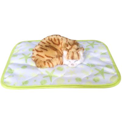 China Cozy Bed Mat Blanket Machine Washable Pet Mat On Sale Pet Sleep Cooling Portable Outdoor Waterproof Viable Pet Bed for sale