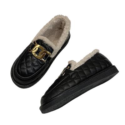 China Latest Women's Casual Sneakers 2021 New Arrival Lightweight Autumn Women's Shoes Slip On Winter Hairy Shoes For Women for sale