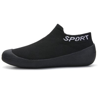 China 2021 Flexible Knitted Top Fitness Workout Shoes Men Women Fitness Sport Gym Shoes for sale