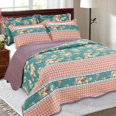 China Wholesale OEKO-TEX Durable Certificate Bedding Set Lightweight Comforter Set Bedspread Bed Covers 3pcs Velvet Bedspread Set for sale