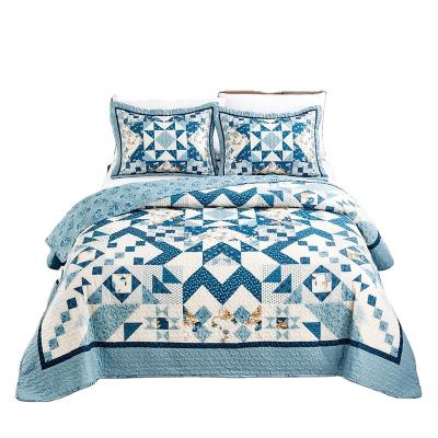 China Amazon Fire Retardant Hot Sales Quilted Bedspread Bedspread Four Seasons Comfy Comforter For Bedroom for sale