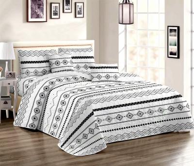 China Modern Wholesale Comfortable Running Active Design Microfiber Printed 3 Pcs Quilting Blanket Bedspread for sale