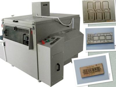 China Db5060 Máquina rotativa para hacer matrices flexibles / Máquina de grabado de matrices magnéticas en venta