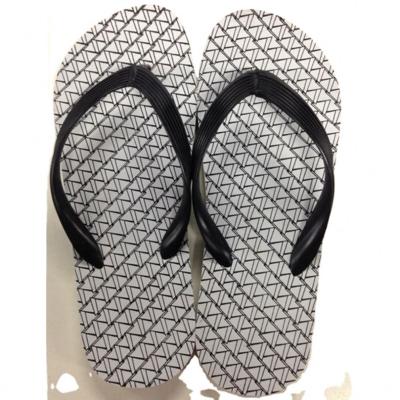 China Fashion Trend Men Design Beach Wholesale High Quality Simple Slipper for sale