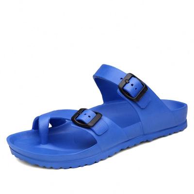 China The new 2021 summer fashion trend Anti-slippery soft unique beach couple slippers men and women flip flops for sale