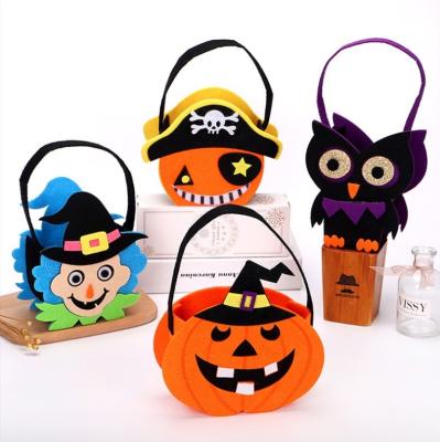 Chine Sac à main non tissé d'Halloween avec des accessoires de décoration en tissu en poivre fantôme à vendre