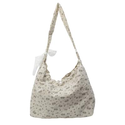 China Simple Fashion Straw and Lace Shoulder Bag for Ladies Large Capacity Underarm Tote Bag for sale