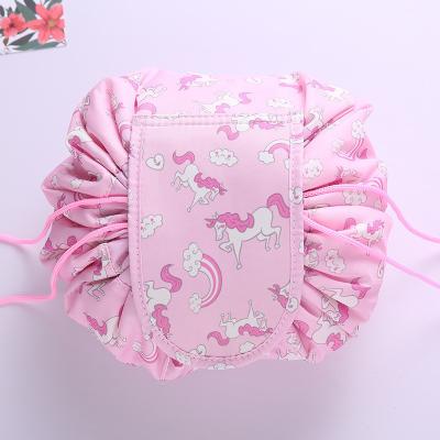 Chine Sac de maquillage à l' imprimante de licorne pour les voyages Sacoche en polyester et conception licorne à vendre