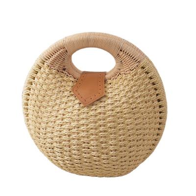 China Women Summer Natural Raffia Straw Bag Shell Shape Rattan Straw Tote for Beach Vacation for sale