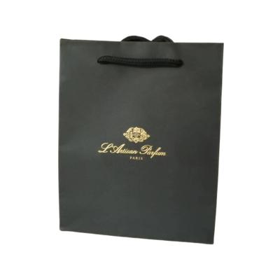 China Luxury Clothing Retail Gift Shopping Black Jewellery Paper Bag With Customized Color for sale