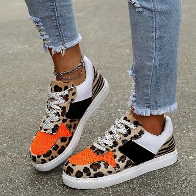 China Anti-odor fashion design leopard printed women's comfortable size sneakers growing casual walking shoes wholesale for sale