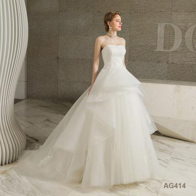 China Heavy Developed Factory Price Anti-Static Wedding Beading Cathedral Train Bridal Dress for sale